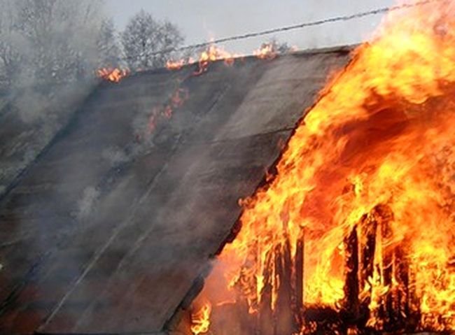 Недалеко от Волгодонска произошел пожар в жилом доме