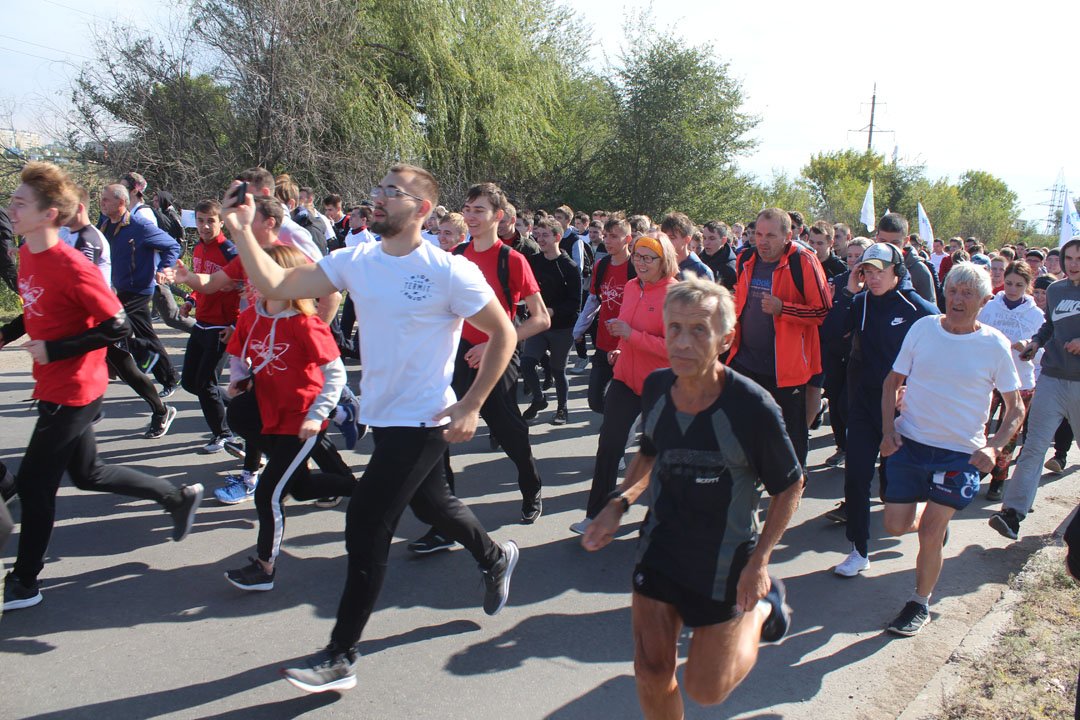 Более двух тысяч жителей Волгодонска приняли участие в забеге «Кросса нации»