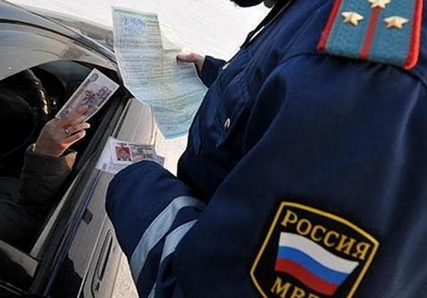Сотрудники ДПС Волгодонска пойдут под суд за взятку