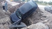 В Волгодонске «Лада Приора» слетела с дороги В Волгодонске «Лада Приора» слетела с дороги