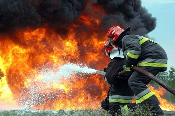 В Семикаракорском районе произошел пожар в частном доме