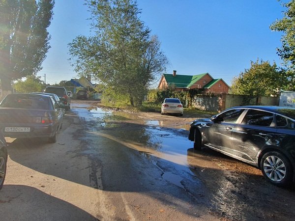 В Волгодонске во время дождей затапливает частные дома