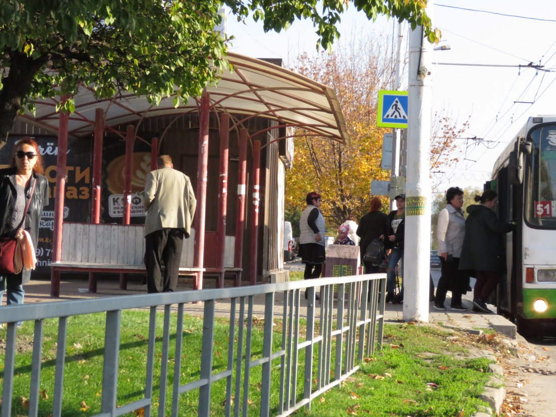 В Волгодонске озаботились приведением транспортных остановок в современный вид