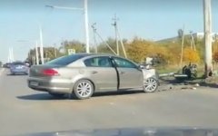 В Волгодонске водитель иномарки врезался в опору ЛЭП В Волгодонске водитель иномарки врезался в опору ЛЭП