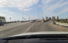 В Волгодонске частично перекрыта автодорога на путепроводе В Волгодонске частично перекрыта автодорога на путепроводе