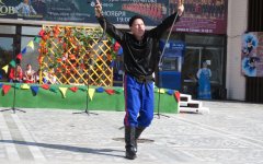 Казак из Волгодонска удивляет страну и мир донскими боевыми искусствами Казак из Волгодонска удивляет страну и мир донскими боевыми искусствами