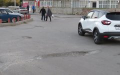 Волгодонск продолжает утопать в ямах