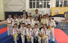 Спортсмены из Волгодонска завоевали восемь золотых медалей на Чемпионате по тхэквондо Спортсмены из Волгодонска завоевали восемь золотых медалей на Чемпионате по тхэквондо