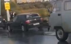 В Волгодонске на Путепроводе из-за ДТП было парализовано движение автомобилей