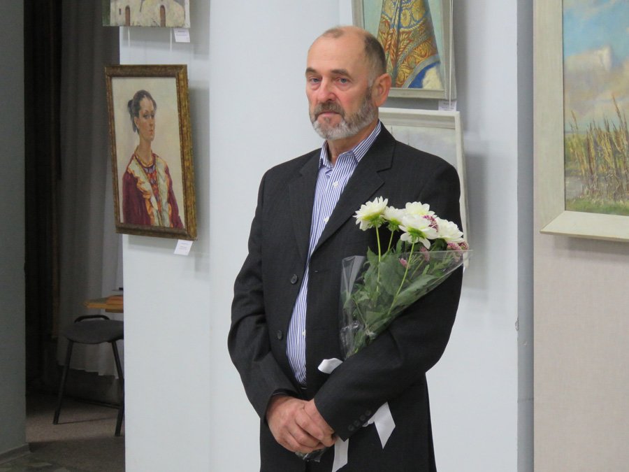 В Волгодонске открылась юбилейная выставка известного донского художника