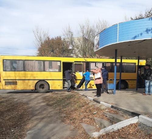 Пассажир междугороднего автобуса умер во время поездки на Дону