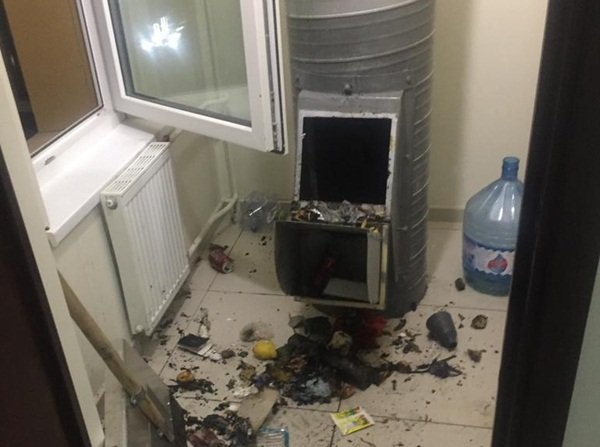 В 16-ти этажном доме в Волгодонске сгорел мусоропровод