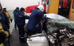 Пассажир «десятки» погиб в результате столкновения со школьным автобусом на трассе Ростов-Волгодонск Пассажир «десятки» погиб в результате столкновения со школьным автобусом на трассе Ростов-Волгодонск