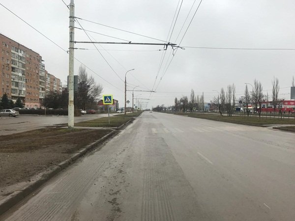 33-летняя женщина попала под колеса автомобиля на пешеходном переходе в Волгодонске