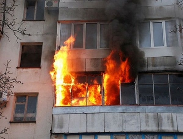 В Волгодонске произошел пожар в квартире девятиэтажного дома