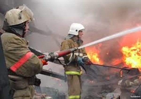 Недалеко от Волгодонска произошел крупный пожар на складе