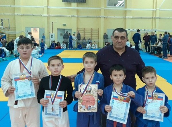 Дзюдоисты из Волгодонска завоевали пять наград на первенстве
