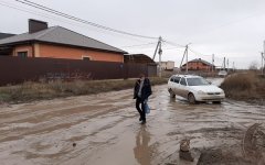 Жители новых микрорайонов в Волгодонске утопают в грязи Жители новых микрорайонов в Волгодонске утопают в грязи