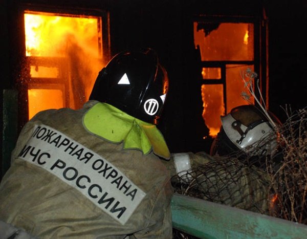 Недалеко от Волгодонска произошел пожар в частном доме: есть погибший