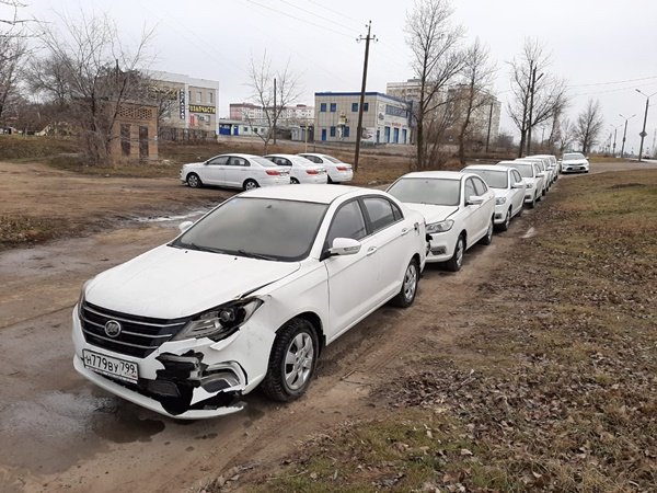 Предприниматель из Волгодонска закупил десяток битых китайских автомобилей