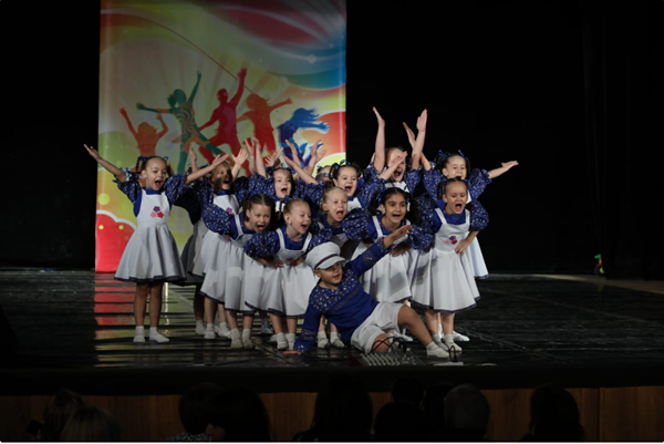 «Тот самый Антошка» принес юным волгодончанкам победу в Международном танцевальном конкурсе