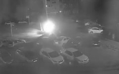 Появилось видео поджога автомобиля ТагАЗ в Волгодонске