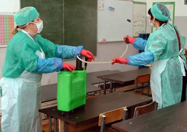 Детские сады и школы Волгодонска дополнительно продезинфицируют из-за коронавируса