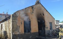 В Морозовском районе произошел пожар в брошенном здании