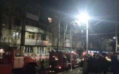 При пожаре в Семикаракорске пострадала женщина