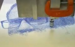 Волгодонец разработал уникального робота-художника: видео