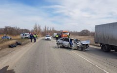 На трассе Ростов-Волгодонск в массовом ДТП погибли трое: видео