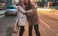 Поклонники певицы из Волгодонска Анет Сай спутали ее маму с сестрой