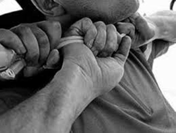 На Дону 50-летний мужчина задушил своего друга