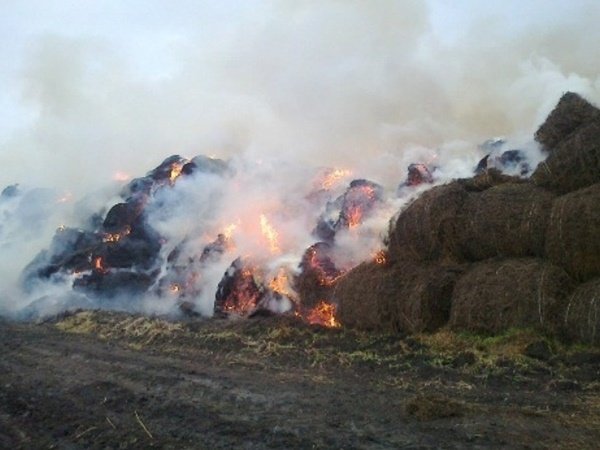 На Дону произошло крупное возгорание соломы