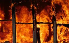 В Зимовниковском районе произошел крупный пожар в брошенном здании