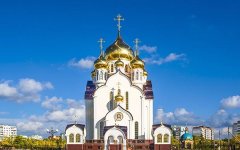 Храмы Волгодонска не закрывают, но меры по защите священнослужителей и прихожан предпринимают серьезные Храмы Волгодонска не закрывают, но меры по защите священнослужителей и прихожан предпринимают серьезные