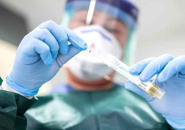 В России зафиксировано 5642 новых случая COVID-19 за последние сутки
