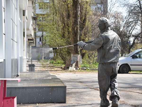 В Ростовской области началась повторная дезинфекция общественных пространств