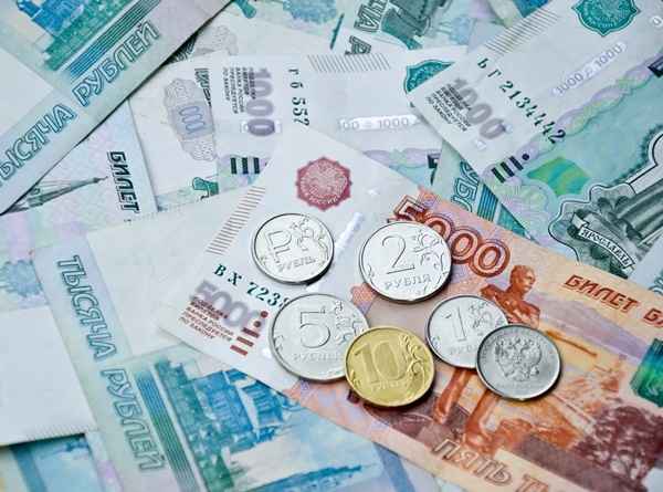 Жителям Волгодонска, имеющих детей, выплатят по 10 тысяч рублей