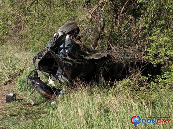 Водитель BMW погиб, возвращаясь на место спровоцированного им ДТП по дороге в Волгодонск