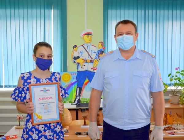 Школьница из Цимлянска выиграла региональный этап Всероссийского конкурса «Полицейский дядя Степа»