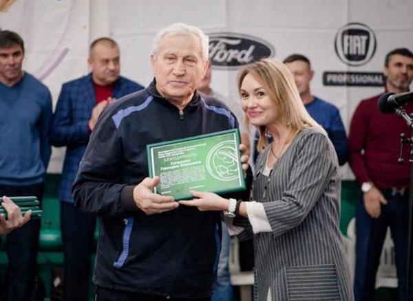 Волгодонская федерация бокса и благодарные воспитанники поздравляют тренера Геннадия Горшунова с днем рождения