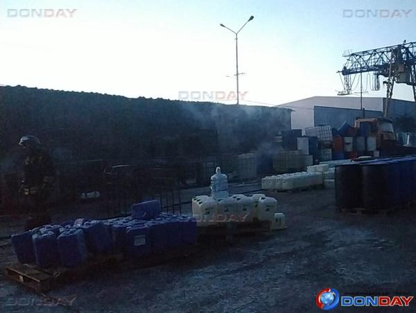 Появилось видео с пожара в цехе с химическими веществами в Волгодонске