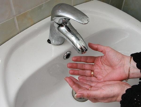 Четыре дома в Волгодонске остались без воды из-за прорыва