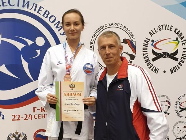 Спортсменка из Волгодонска стала мастером спорта России по всестилевому каратэ