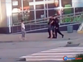 Драка за консервы. В Волгодонске задержали парня за потасовку с охранником в магазине: видео