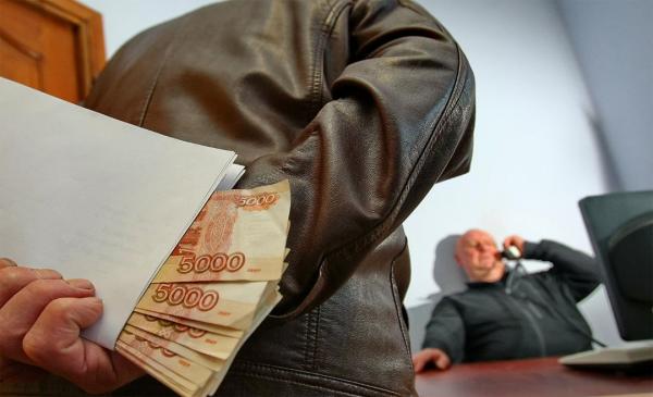 Чиновник из Волгодонска задержан по подозрению во взятке