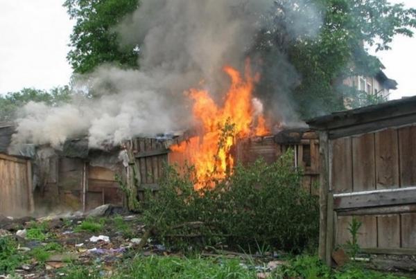 Серьезный пожар ликвидировали неподалеку от Волгодонска