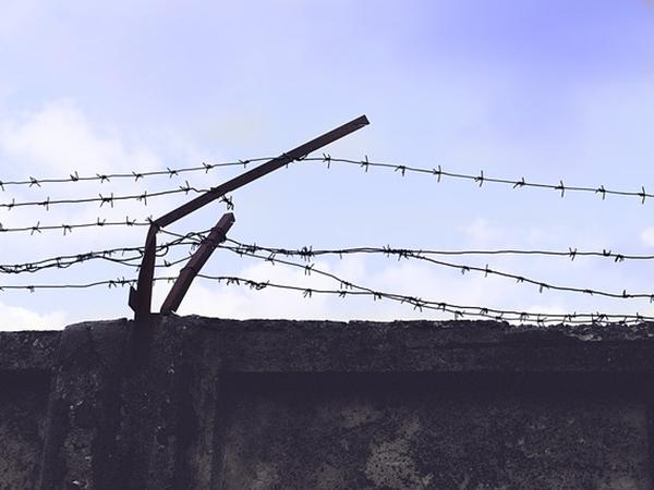 Развратившего трех девочек 69-летнего жителя Цимлянска осудили почти на 13 лет