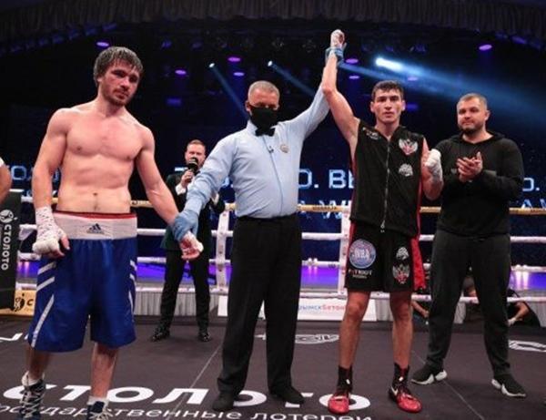 Боксер из Волгодонска Харитон Агрба одержал очередную победу на профессиональной арене